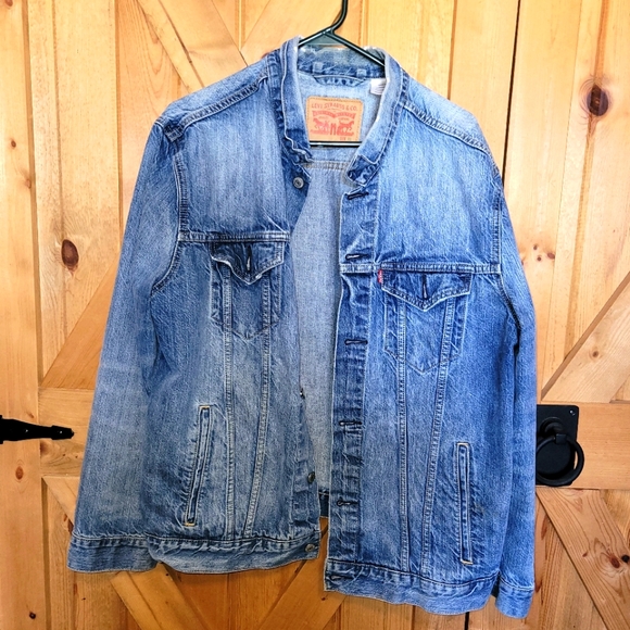 Levi’s Denim Distressed Jacket Mens XL - Picture 1 of 14